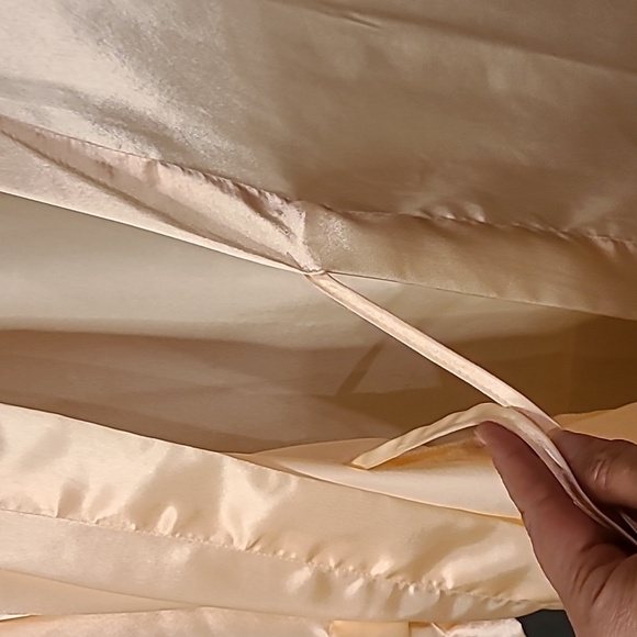 Womens Silky Robe With Pocket - Women's Size Large - Picture 4 of 5